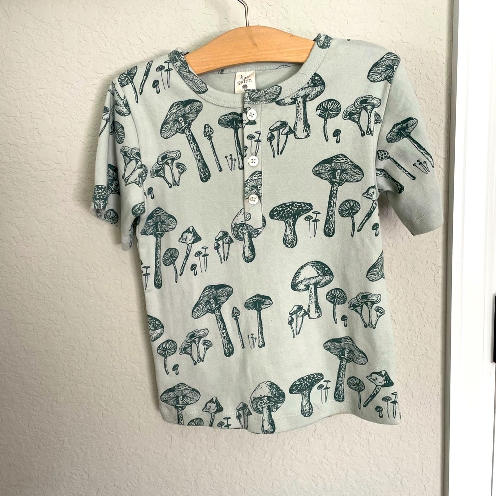 KateQuinn Boys Mushroom Shirt 5Y